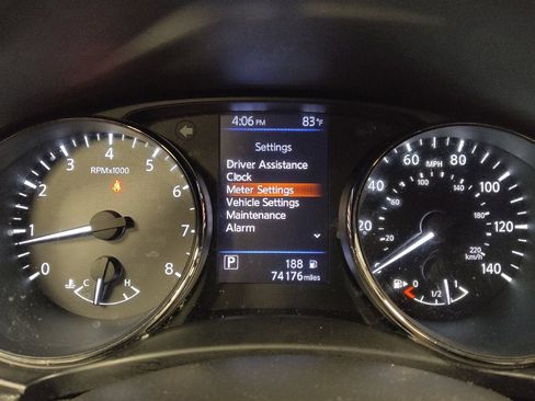 Used 2020 Nissan Rogue SV image 23