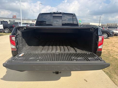Used 2023 Nissan Titan PRO-4X w/ Pro-4x Convenience Package image 33