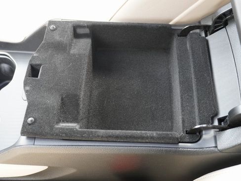 Used 2023 Jeep Grand Cherokee Limited w/ Luxury Tech Group II image 24