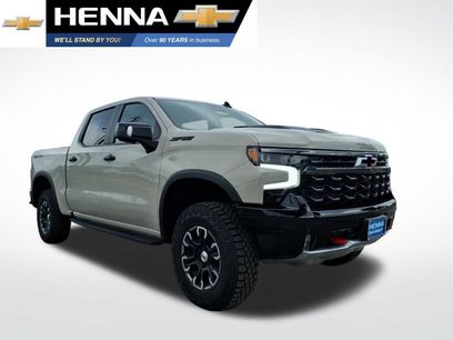 New 2026 Chevrolet Silverado 1500 ZR2 w/ LPO, Dark Essentials Package