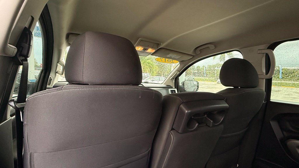 Used 2017 Nissan Titan SV RWD image 8