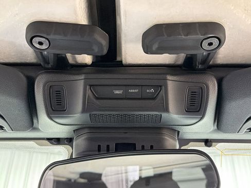 Used 2025 Jeep Wrangler Unlimited Sahara image 48