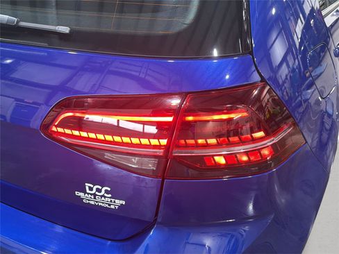 Used 2016 Volkswagen Golf R 4-Door AWD/4WD image 37