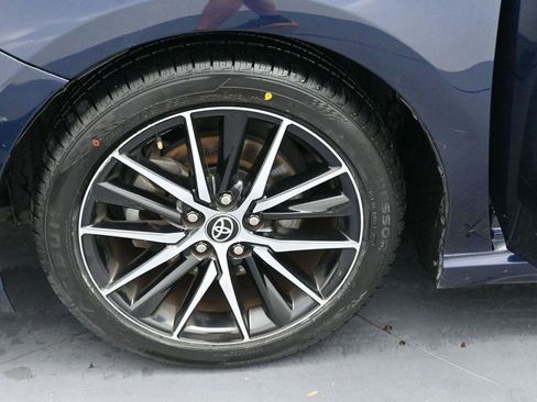 Used 2021 Toyota Camry SE FWD image 32
