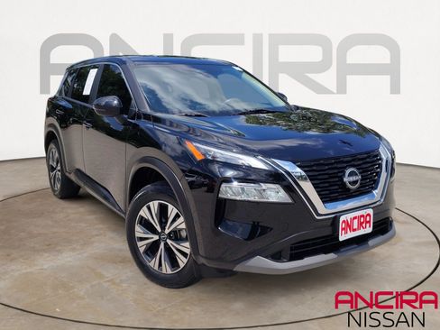 Used 2023 Nissan Rogue SV FWD image 1
