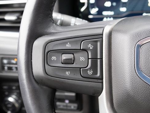 Used 2024 GMC Yukon Denali w/ Denali Reserve Package image 7