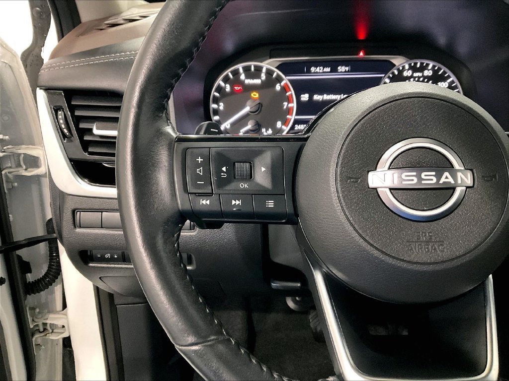 Used 2023 Nissan Rogue SL AWD/4WD image 23