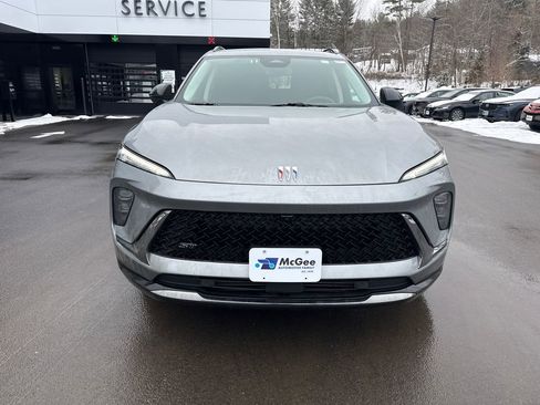 Used 2025 Buick Envision Sport Touring image 8