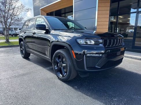 New 2026 Jeep Grand Cherokee Limited image 1