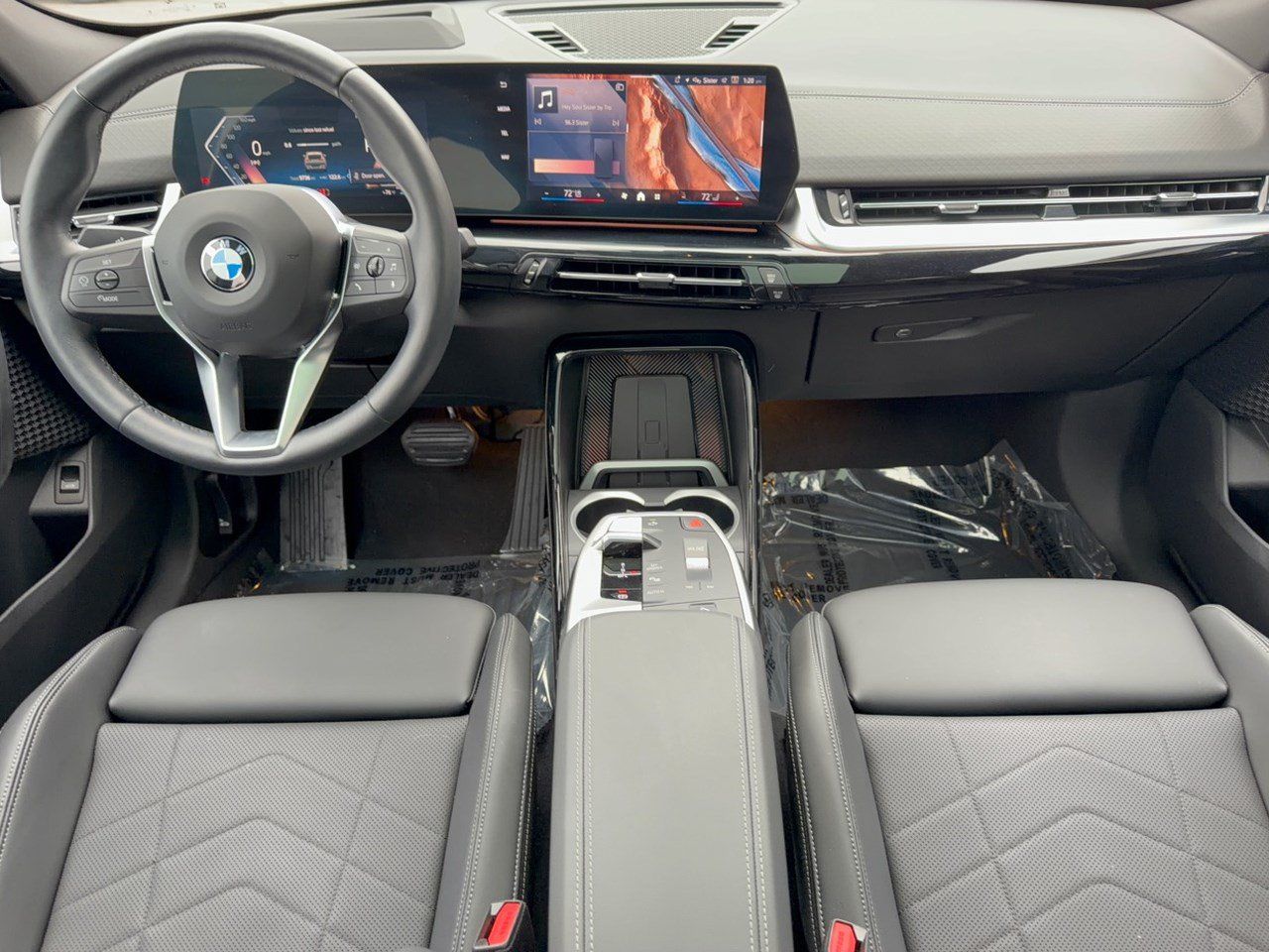 Certified 2026 BMW X2 xDrive28i w/ Technology Package AWD/4WD image 17