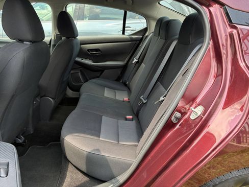 Used 2025 Nissan Sentra SV FWD image 20