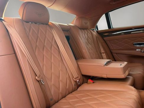 Used 2014 Bentley Flying Spur W12 AWD/4WD image 19