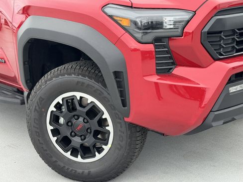 New 2025 Toyota Tacoma TRD Off-Road image 10