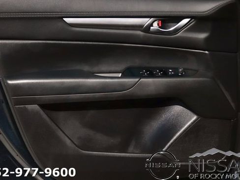 Used 2019 MAZDA CX-5 Touring image 11