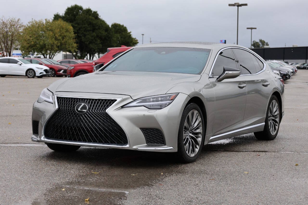 Used 2021 Lexus LS 500 w/ Accessory Package (Z2) RWD image 6