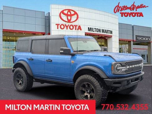 Used 2023 Ford Bronco Badlands w/ Sasquatch Package image 1