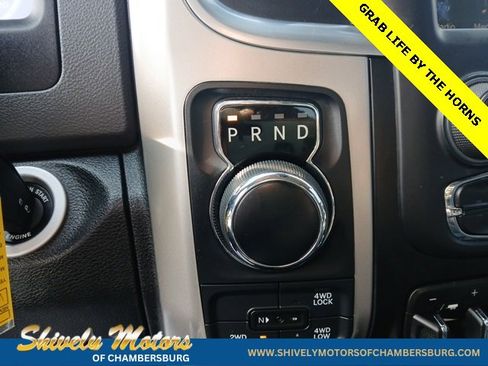 Used 2020 RAM 1500 Classic SLT image 24