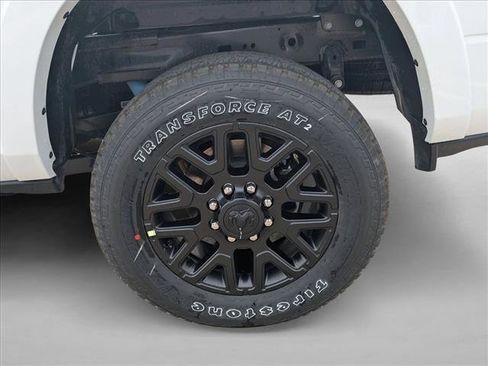 New 2026 RAM 2500 Limited AWD/4WD image 17