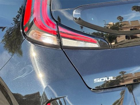 New 2025 Kia Soul LX image 31