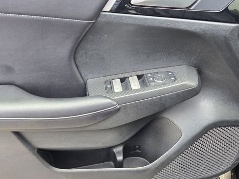 Used 2024 Mitsubishi Outlander SE Black Edition image 35