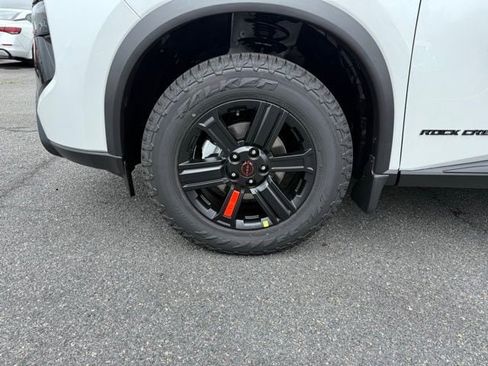 New 2026 Nissan Rogue SV image 9