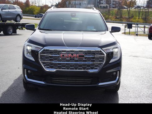 Used 2024 GMC Terrain Denali w/ Denali Premium Package image 2