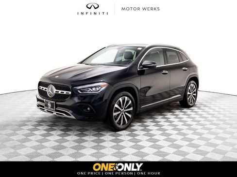 Used 2023 Mercedes-Benz GLA 250 4MATIC image 1