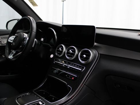 Used 2022 Mercedes-Benz GLC 300 4MATIC image 28