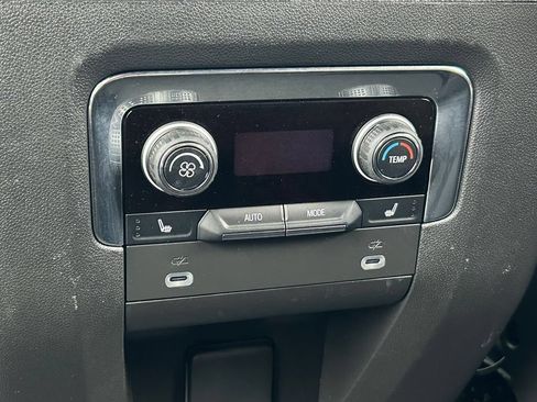 Used 2023 Chevrolet Tahoe High Country AWD/4WD image 47