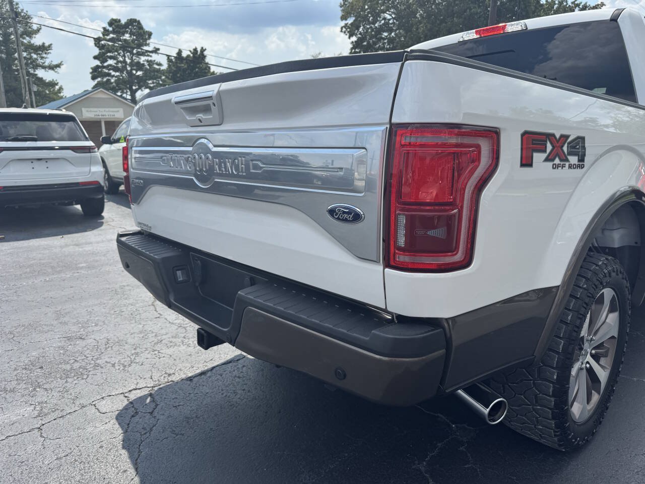 Used 2016 Ford F150 King Ranch w/ Equipment Group 601A Luxury AWD/4WD image 19
