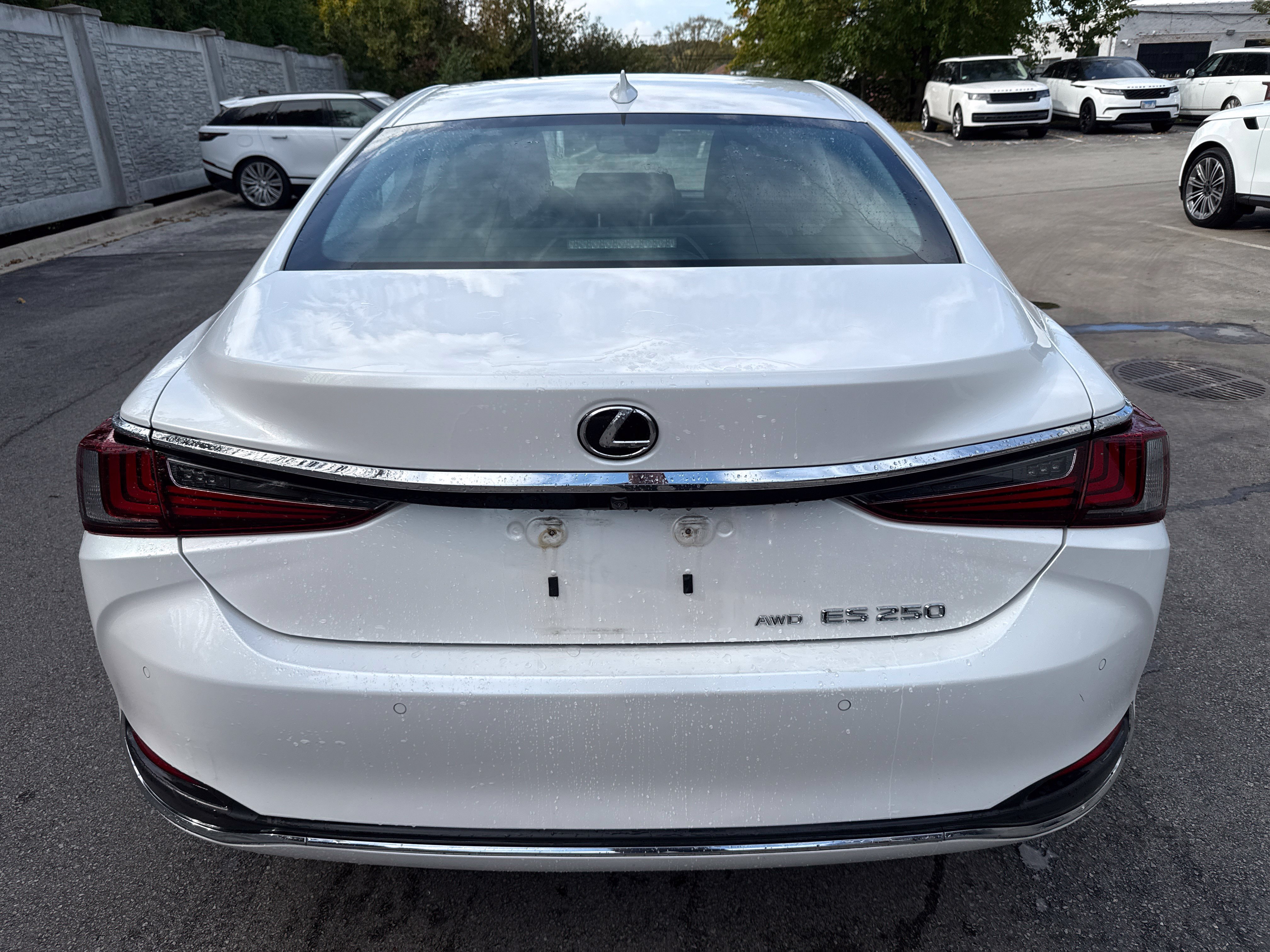 Used 2021 Lexus ES 250 w/ Premium Package AWD/4WD image 11