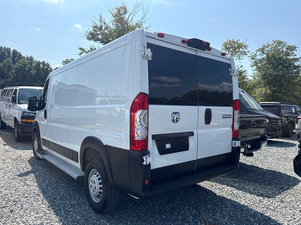 Used 2025 RAM ProMaster 2500 w/ U-Haul Equipment Group FWD image 4