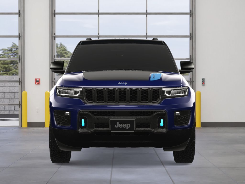 New 2024 Jeep Grand Cherokee Trailhawk w/ Advanced Protech Group II AWD/4WD image 10