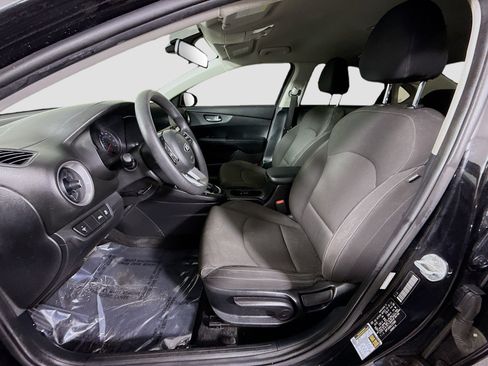 Used 2020 Kia Forte LXS image 21
