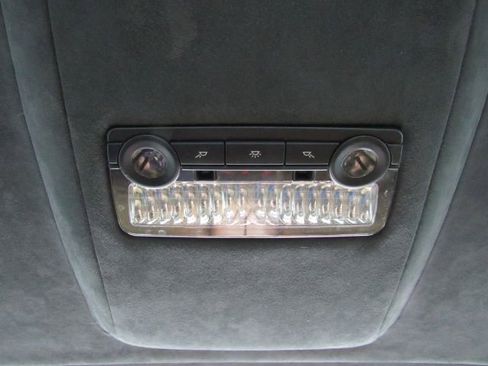 Used 2013 BMW ALPINA B7 xDrive w/ Driver Assistance Pkg image 33