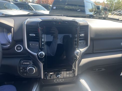New 2026 RAM 1500 Big Horn AWD/4WD image 21
