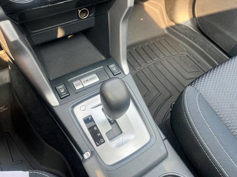 Used 2017 Subaru Forester 2.5i Premium w/ All-Weather Package image 14