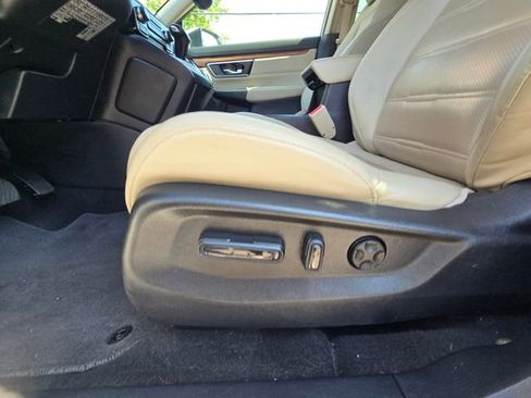 Used 2019 Honda CR-V Touring image 23
