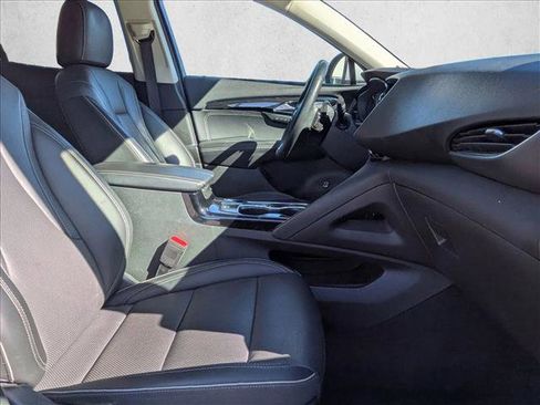 Used 2023 Buick Envision Essence image 19