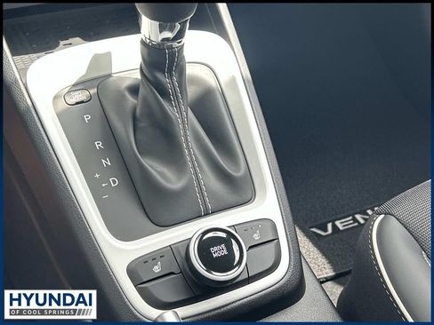 New 2026 Hyundai Venue SEL FWD image 24