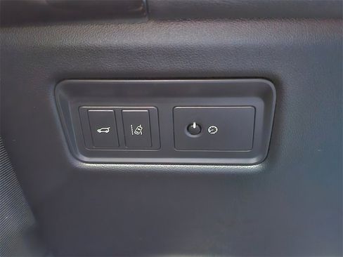 Used 2016 Land Rover Range Rover Sport HSE image 33