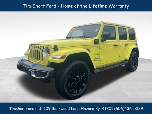Used 2022 Jeep Wrangler Unlimited Sahara w/ Cold Weather Group AWD/4WD image 1