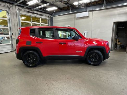 Used 2017 Jeep Renegade Sport w/ Power & Air Group image 6