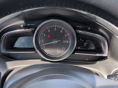 Used 2018 MAZDA MAZDA3 Grand Touring w/ Premium Equipment Package FWD image 10