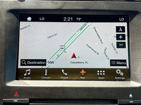 Used 2016 Lincoln Navigator L Select RWD image 13