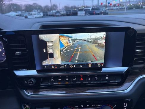 Used 2026 Chevrolet Silverado 1500 LT w/ Z71 Off-Road Package image 13