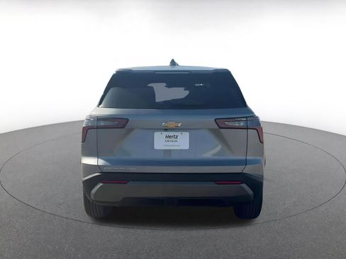 Used 2025 Chevrolet Equinox LT image 12