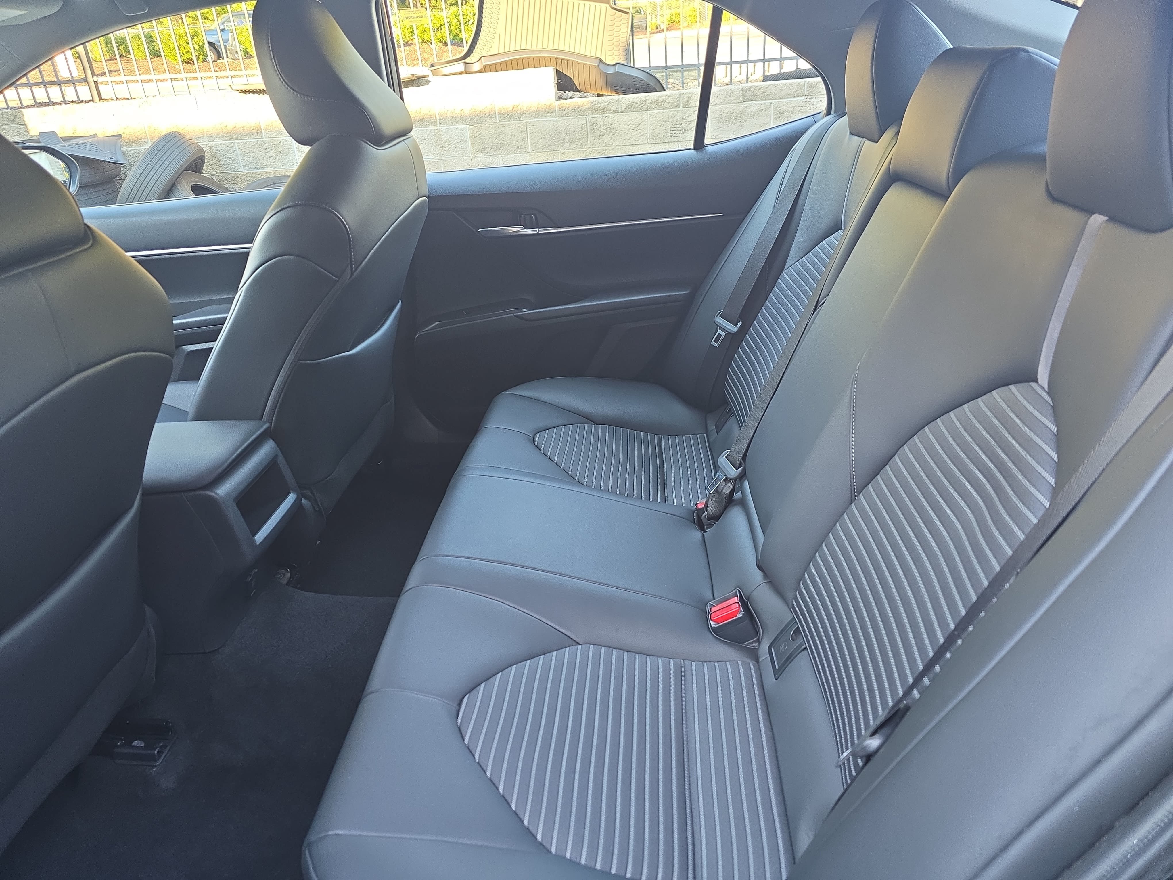 Used 2024 Toyota Camry SE w/ Convenience Package FWD image 13