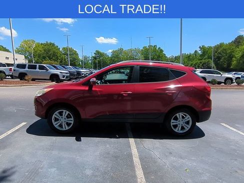 Used 2013 Hyundai Tucson GLS FWD image 2