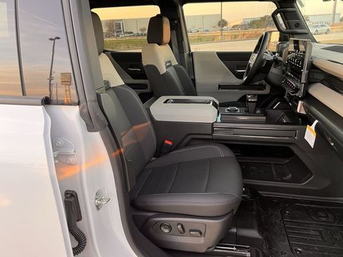 New 2026 GMC Hummer EV 4x4 Crew Cab image 27